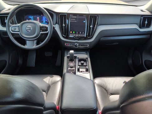 Used 2025 Volvo XC60 B5 Plus AWD/4WD image 18