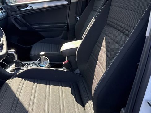 Used 2022 Volkswagen Tiguan S AWD/4WD image 4