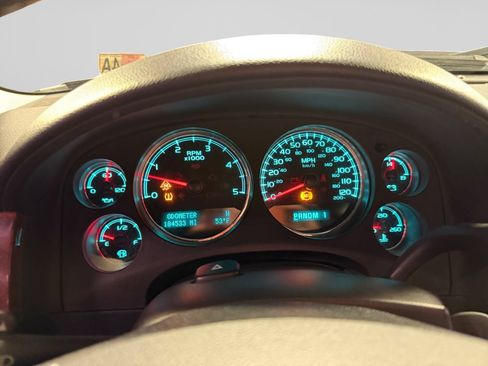 Used 2011 GMC Sierra 2500 SLT w/ SLT Convenience Package AWD/4WD image 20