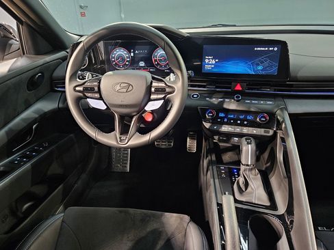 Used 2025 Hyundai Elantra N FWD image 9