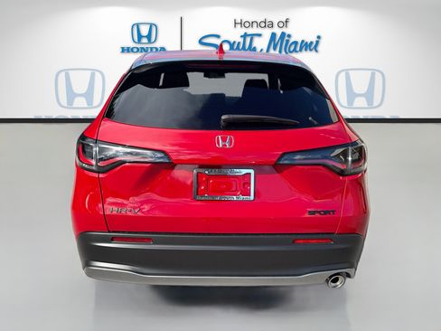 Certified 2026 Honda HR-V Sport image 5
