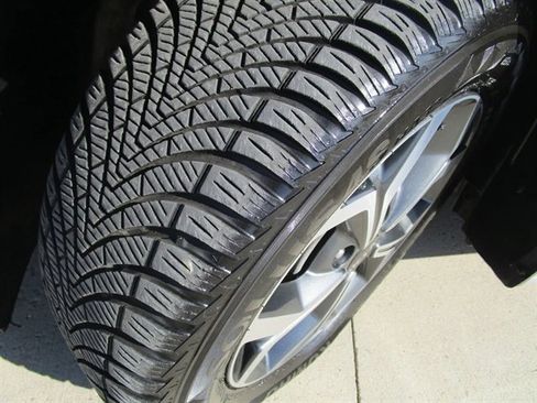 Used 2020 Kia Forte LXS image 25