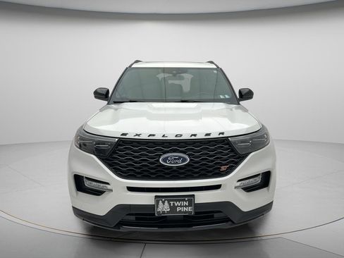 Used 2022 Ford Explorer ST AWD/4WD image 2