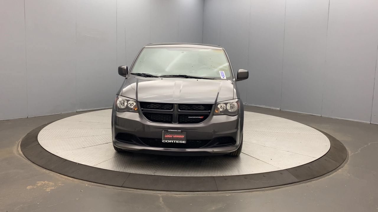 Used 2017 Dodge Grand Caravan SE FWD image 8