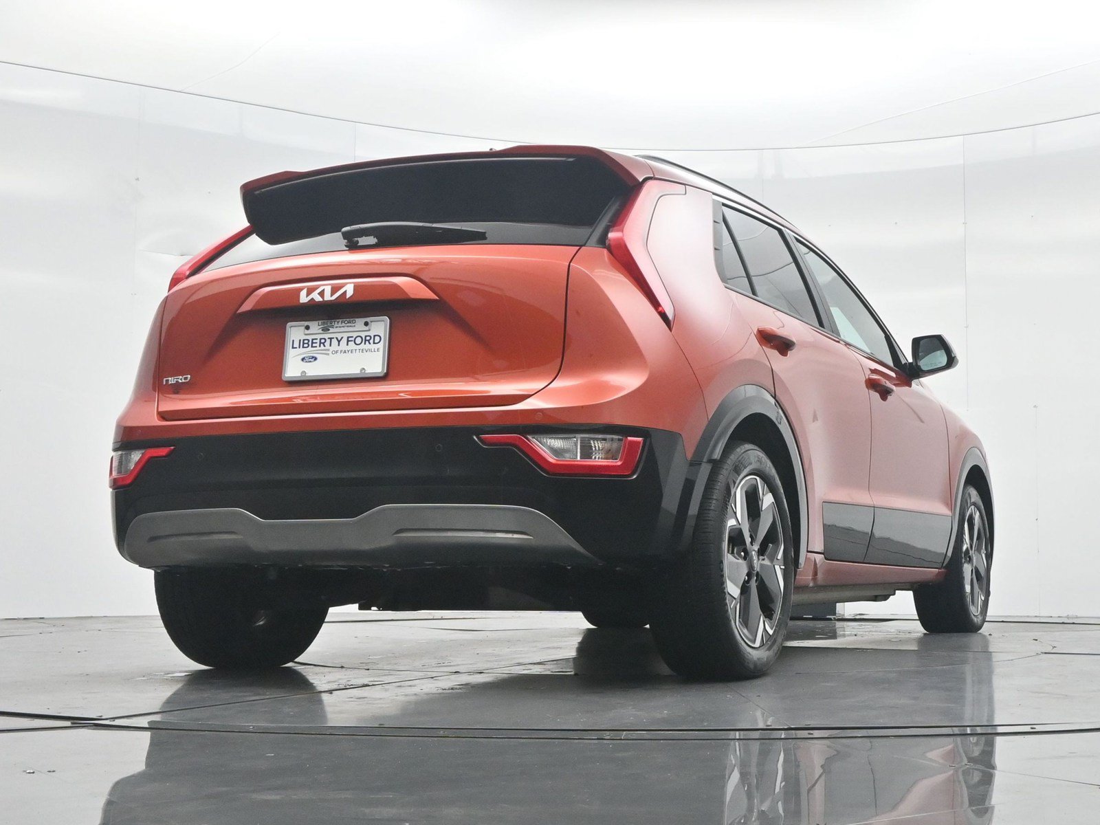 Used 2023 Kia Niro Wind FWD image 44