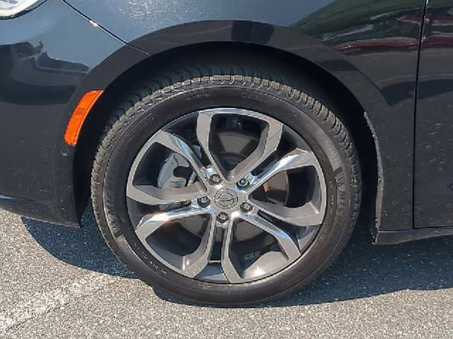 Used 2022 Chrysler Pacifica Pinnacle AWD/4WD image 16