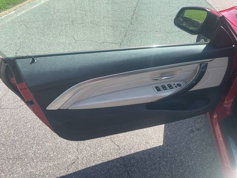 Used 2015 BMW 428i Convertible image 12