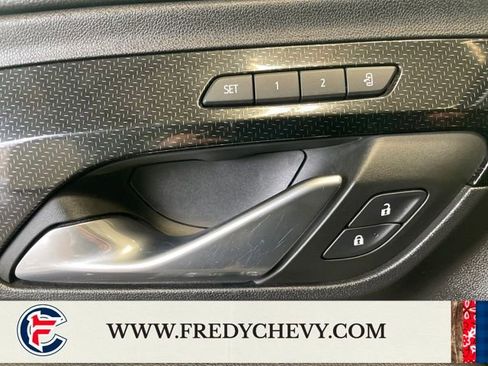 Used 2022 GMC Terrain AT4 w/ Tech Package image 19