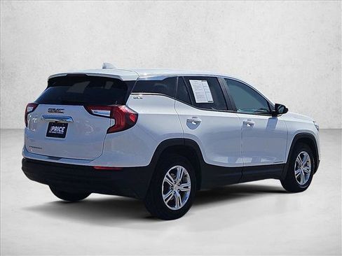 Used 2024 GMC Terrain SLE FWD image 5