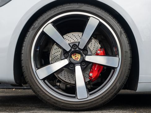 Certified 2024 Porsche 911 Carrera S RWD image 14
