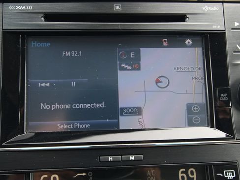 Used 2018 Toyota Avalon Limited w/ All Weather Liner Package FWD image 33
