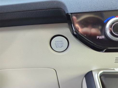 New 2026 Kia Carnival EX image 31