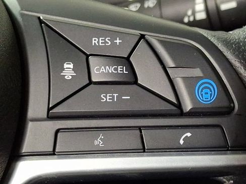 Used 2020 Nissan Rogue SL w/ Premium Package AWD/4WD image 23