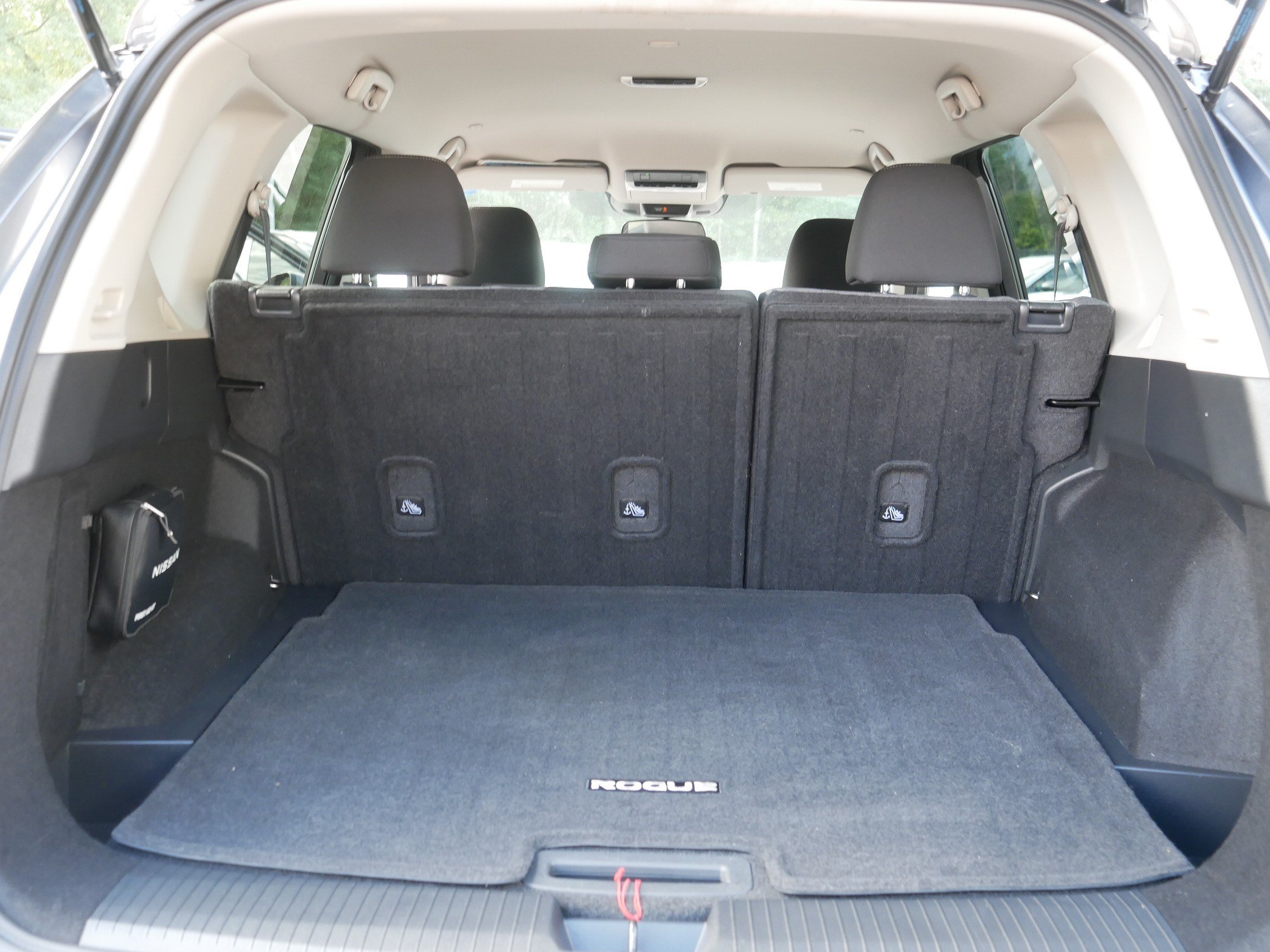 Certified 2023 Nissan Rogue SV AWD/4WD image 18