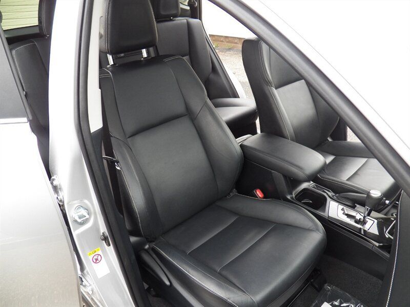 Used 2016 Toyota RAV4 Limited w/ Advanced Technology Package AWD/4WD image 14