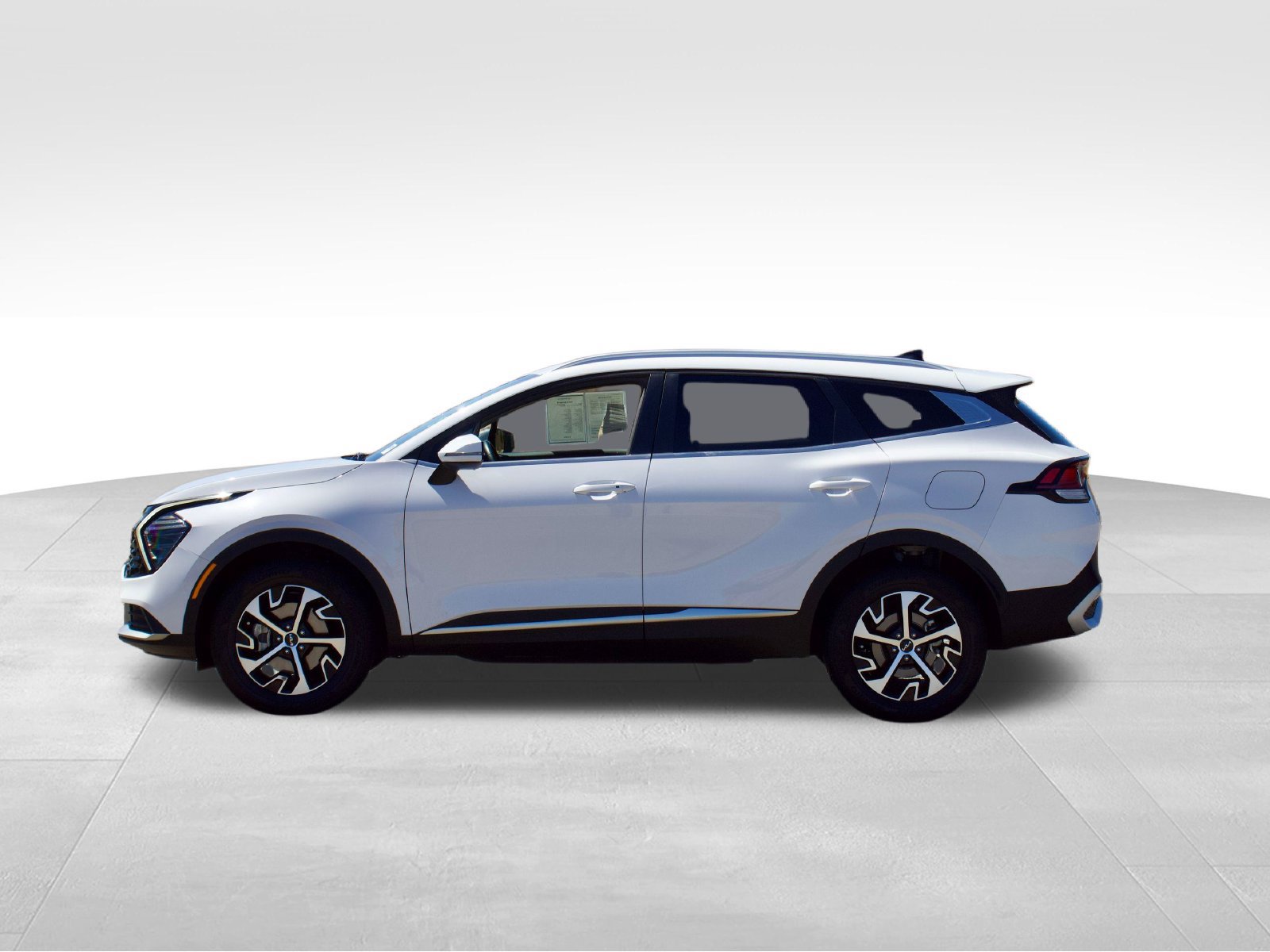 Used 2024 Kia Sportage EX AWD/4WD image 11