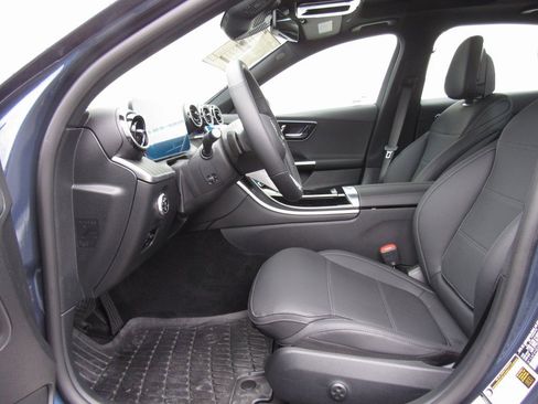 New 2026 Mercedes-Benz C 300 4MATIC Sedan image 9