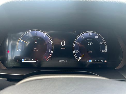 Used 2022 Jeep Grand Cherokee L Altitude image 16