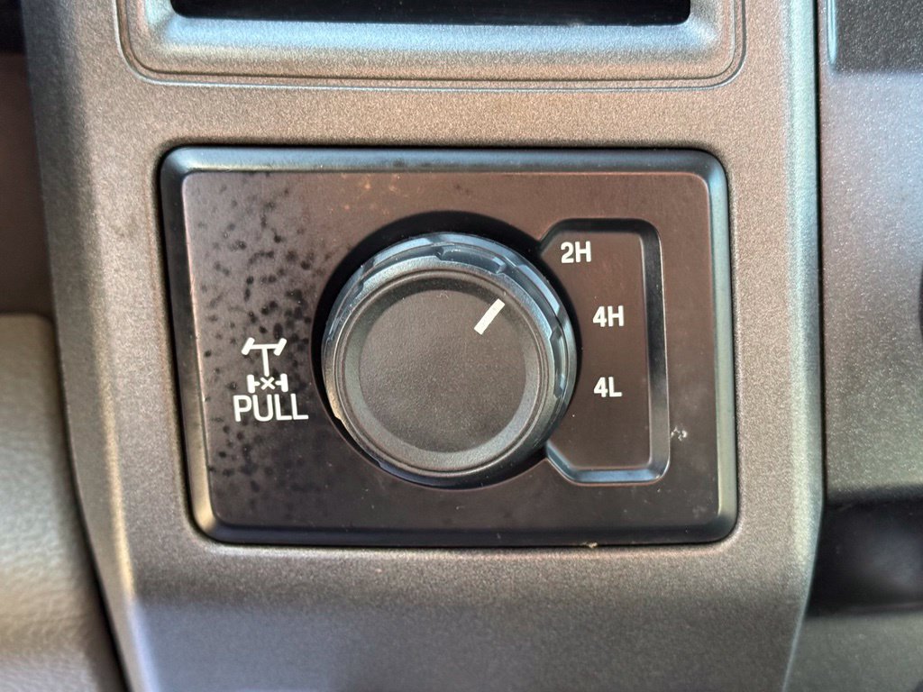 Used 2017 Ford F250 XL w/ Power Equipment Group AWD/4WD image 30