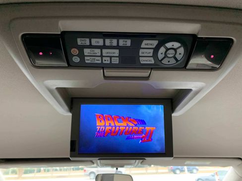 Used 2016 Honda Odyssey SE image 5