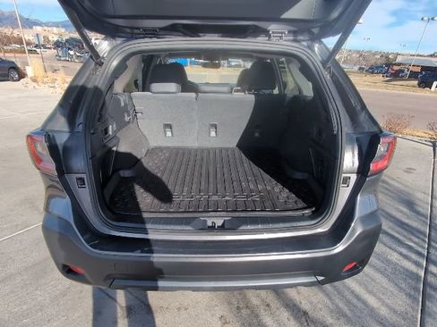 Used 2023 Subaru Outback Onyx Edition image 28