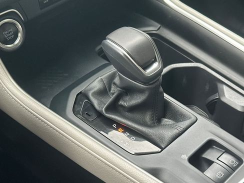 Used 2025 Toyota Grand Highlander AWD image 22