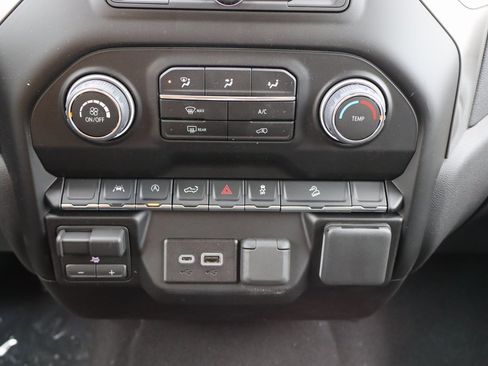 New 2026 Chevrolet Silverado 1500 Custom Trail Boss w/ LPO, Dark Essentials Package image 11