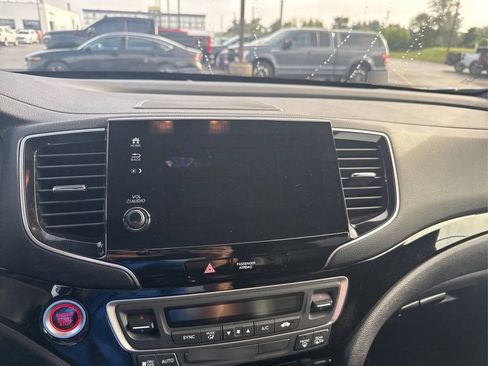Used 2019 Honda Passport Touring image 11