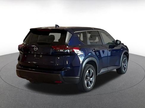 Used 2025 Nissan Rogue SV image 14