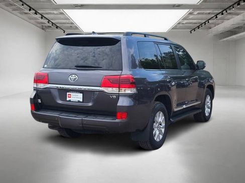 Used 2018 Toyota Land Cruiser w/ Preferred Accessory Package AWD/4WD image 6