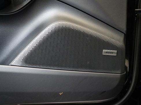 Certified 2024 Porsche Macan 4 Electric image 28