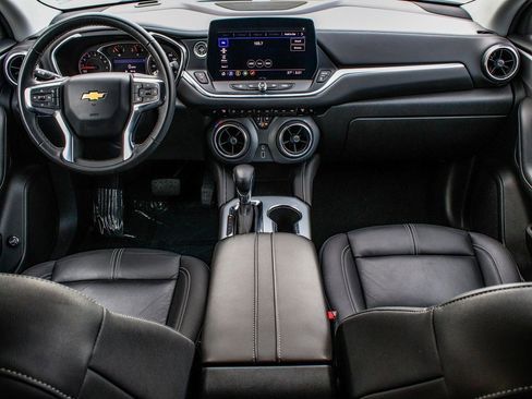 Used 2023 Chevrolet Blazer LT image 37