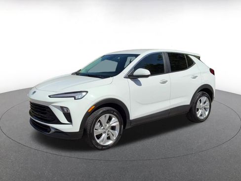Used 2025 Buick Encore GX Preferred FWD image 9