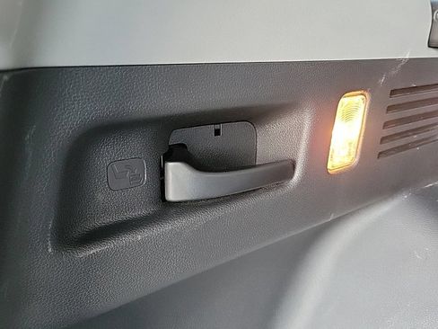 Used 2019 Honda CR-V EX image 17