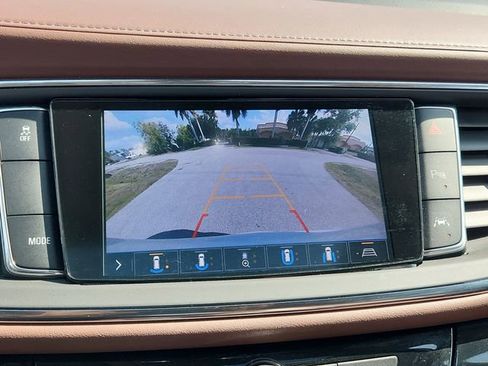 Certified 2021 Buick Enclave Avenir w/ Avenir Technology Package FWD image 31