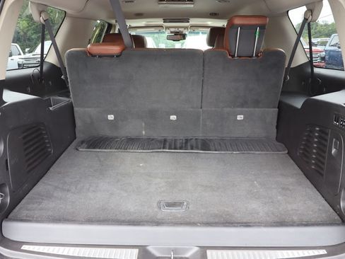 Used 2015 Cadillac Escalade ESV Luxury AWD/4WD image 30