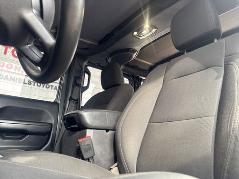 Used 2020 Jeep Wrangler Unlimited Sport image 7