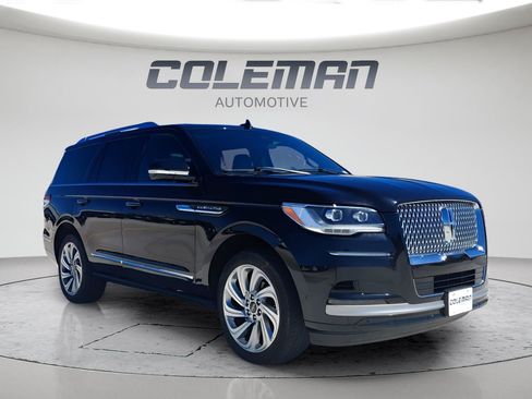 Used 2024 Lincoln Navigator Premiere AWD/4WD image 7