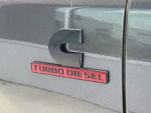 New 2026 RAM 2500 Laramie AWD/4WD image 10