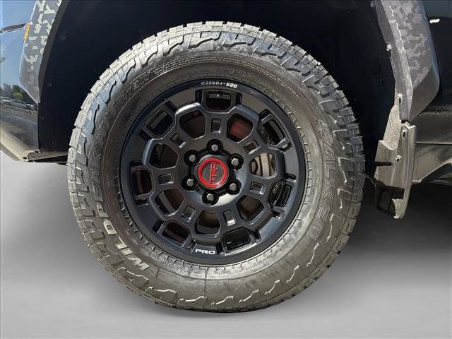 Used 2025 Toyota Tundra TRD Pro AWD/4WD image 9