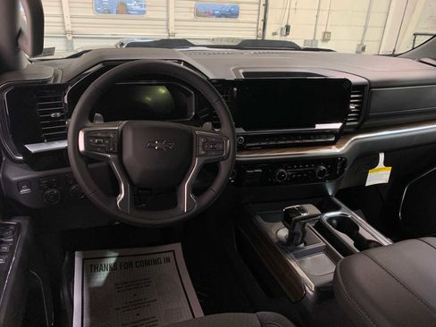 New 2026 Chevrolet Silverado 1500 LT Trail Boss w/ LPO, Dark Essentials Package image 4