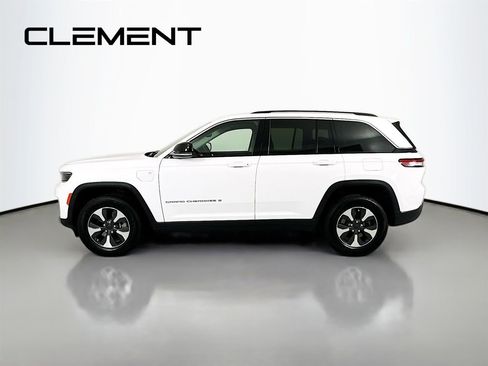 Used 2022 Jeep Grand Cherokee Limited 4xe image 4