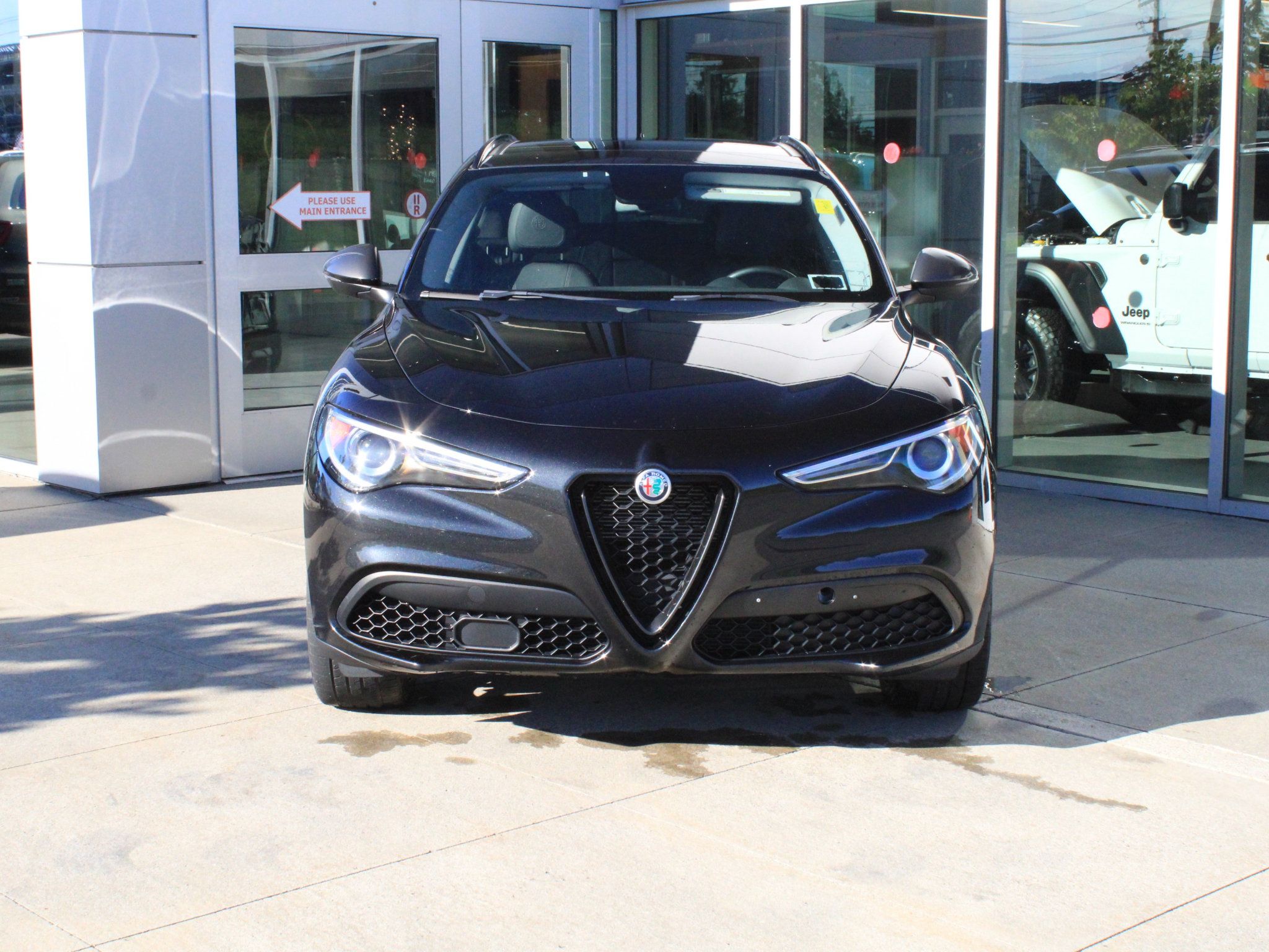 Used 2019 Alfa Romeo Stelvio AWD w/ Nero Edizione image 2