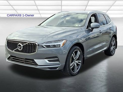 Used 2021 Volvo XC60 T8 Inscription Expression w/ Advanced Package image 3