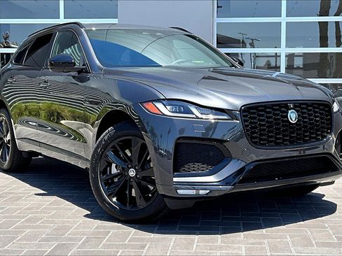 New 2026 Jaguar F-PACE R-Dynamic S image 2
