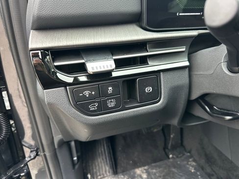 New 2026 Kia Sportage X-Line AWD/4WD image 12