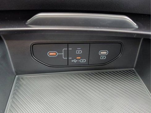 New 2026 Kia Sportage LX FWD image 24