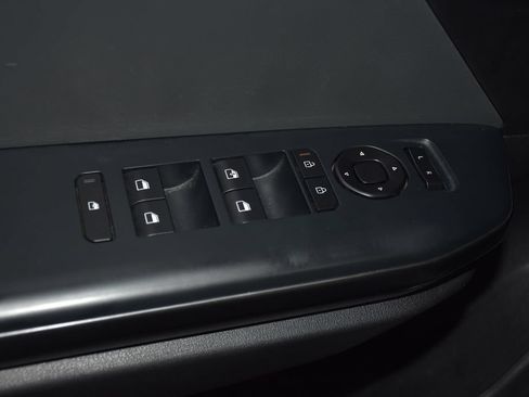 Used 2025 Kia K4 FWD image 21