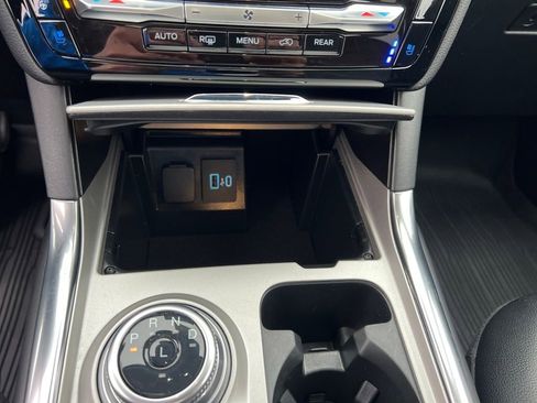 Certified 2023 Ford Explorer Limited w/ Limited Technology Package image 41