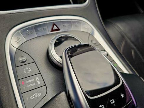 Used 2015 Mercedes-Benz S 63 AMG 4MATIC Sedan image 27